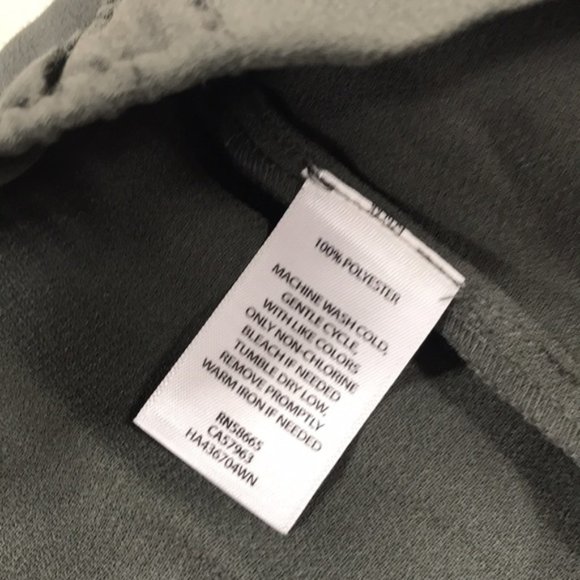 Halogen Gathered Waist Bermuda Shorts - Picture 6 of 7